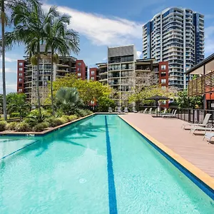 The Docks On Goodwin **** Brisbane